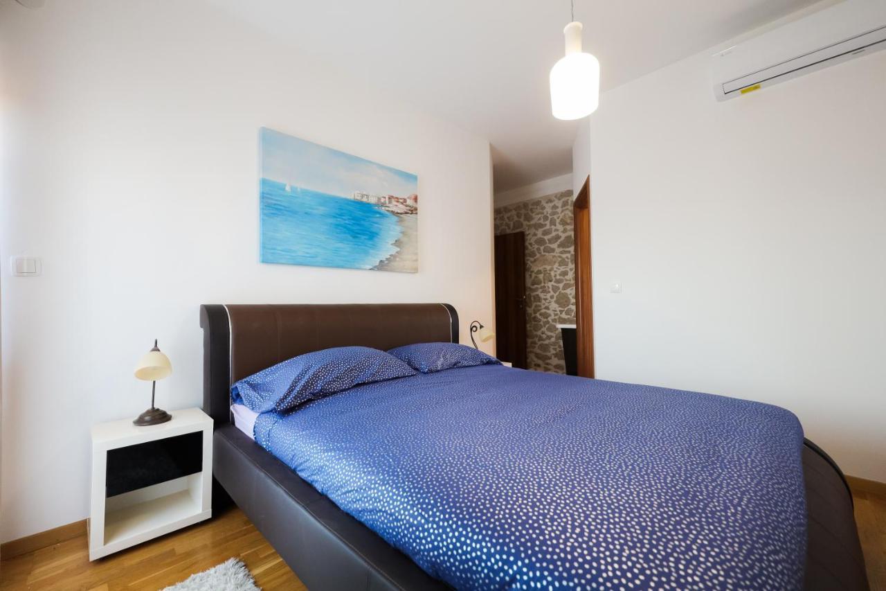 Holiday Home Mare Petrcane Εξωτερικό φωτογραφία