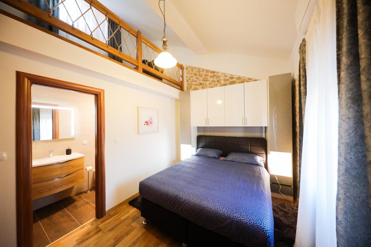 Holiday Home Mare Petrcane Εξωτερικό φωτογραφία
