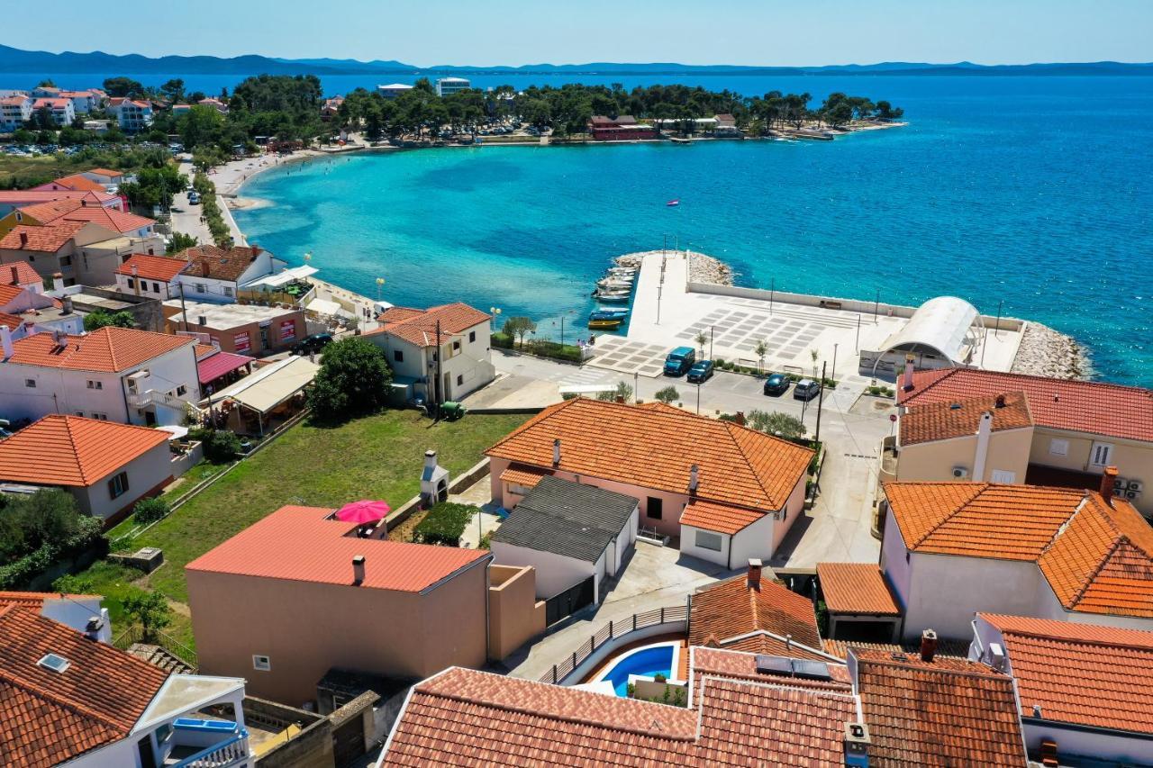Holiday Home Mare Petrcane Εξωτερικό φωτογραφία
