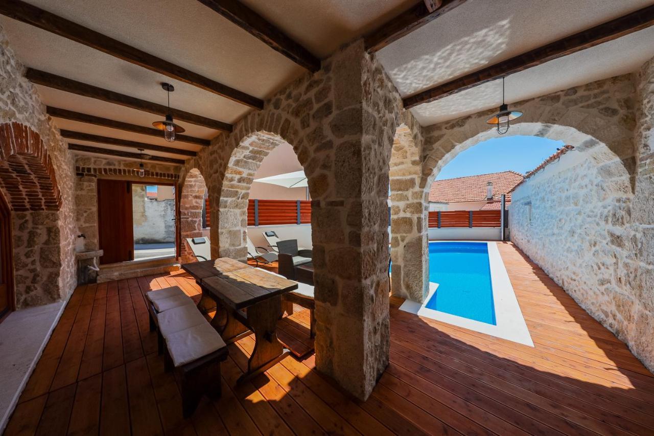 Holiday Home Mare Petrcane Εξωτερικό φωτογραφία